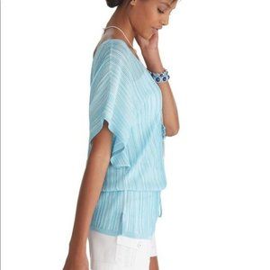 🥳3 for 20🥳 WHBM V-Neck Top